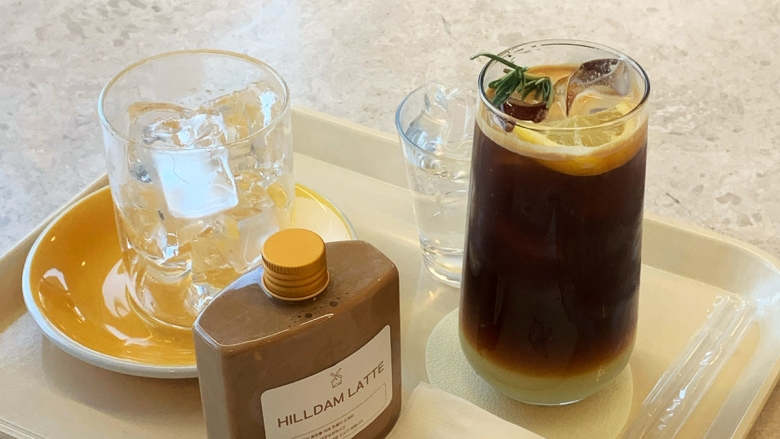 베이커리 및 음료