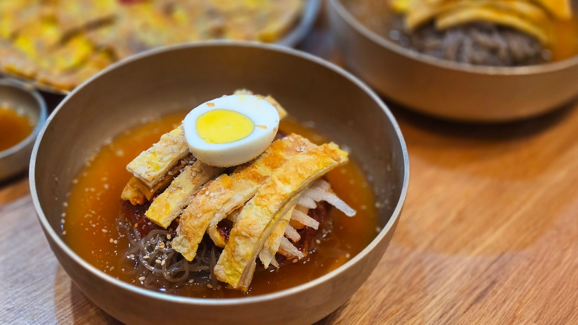 섞음냉면