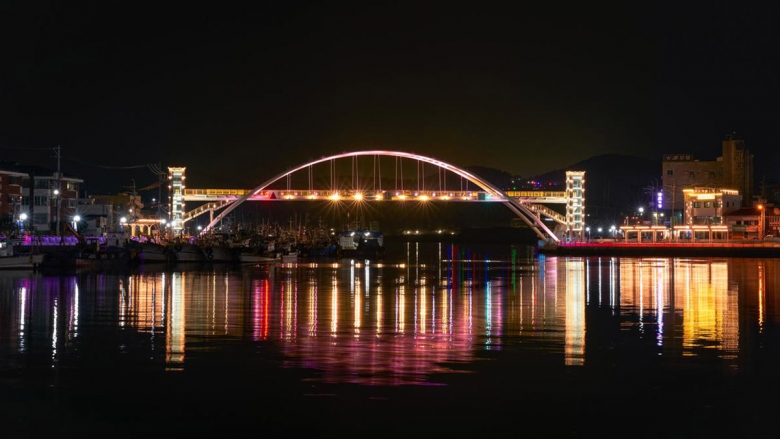 통영 여행의 시작과 끝, 강구안의 매력